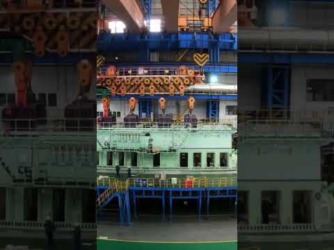 World biggest machine of vessel -CMA-CGM JACQUES SAADE @TheLogisticsTV #LNG Powered containership