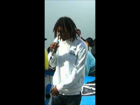 Dário Pi,Vivex & clayn Pablo - LOOK AT ME NOW