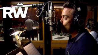 Robbie Williams | Robbie Swings In The Studio