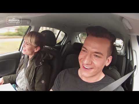 Küpers Karpool Karaoke: Mit Anna Loos durch Weimar