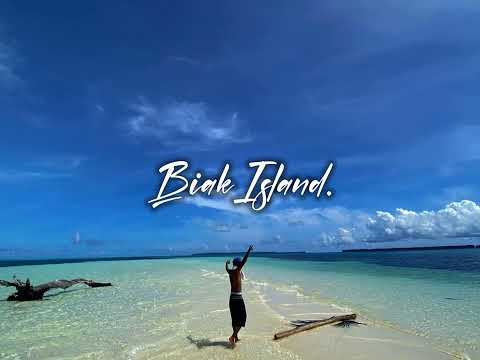 There She Goes (feat. Jeeno, Arak) Reggae Mix