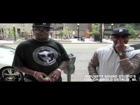 ROYCE DA 5'9 /TRICK TRICK/DETROITKINGTAPE