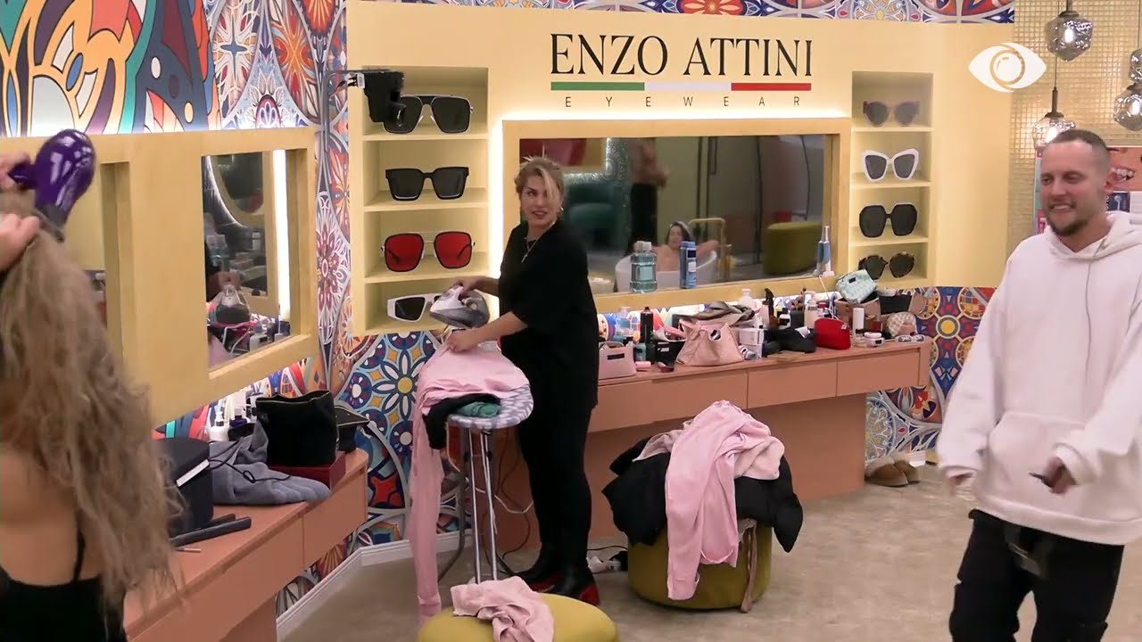 “Më kanë prishur çdo gjë”/ Ilnisa debaton për rrobat: Të mos e mbajnë veten për pastërtore