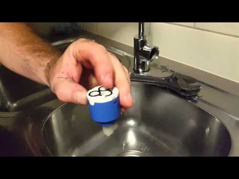 How to fix a leaking mixer tap