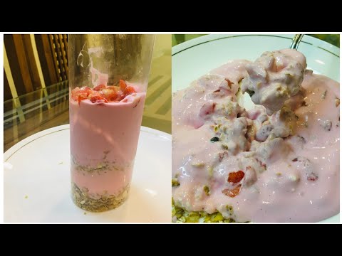 trending berry up recipe 😋| strawberry berry up 😋🤤|meenaz kitchen