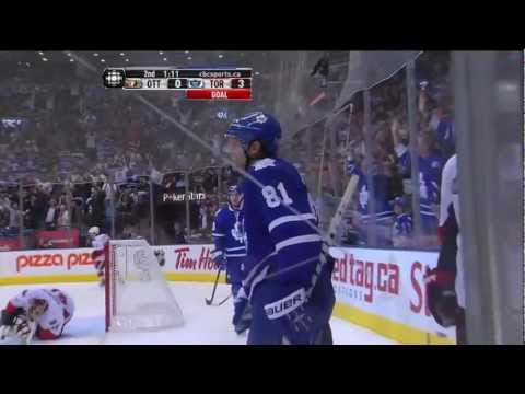 Kessel 2nd Goal - Sens 0 vs Leafs 4 - Oct 8th 2011 (HD)