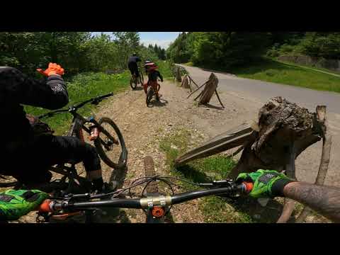 Sinaia Bike Resort - un resort cu 3 trasee... de multi ani ( dar e ok, sunt ale noastre )