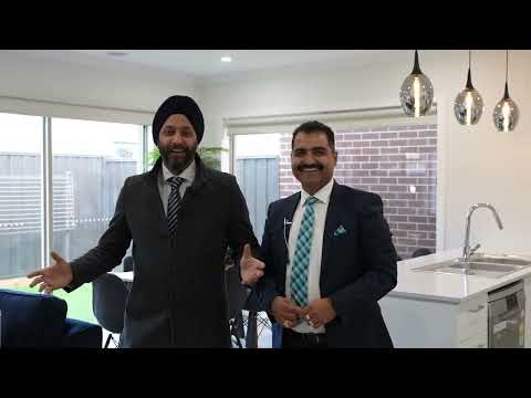 15 Sherbet St Clyde North - Modern Oasis in Dynamic Orana Estate