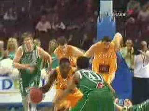 Curtis Millage fabolous fast break vs Zalgiris