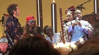 M - LAMOMALI - Solidarité - ACCORHOTELS ARENA 19/12/2017 HD