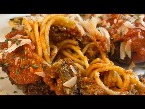 Spaghetti stuffed meatballs