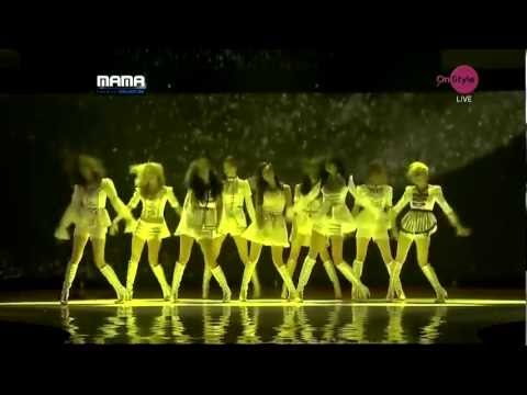 MVSNSD - The Boys Remix [MAMA 2011 in Singapore]