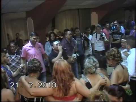 FaBiJaN & KaRmeN BIJAV kraljevska SVADBA vranje 2013 ORK Energy Bend jelena i marko markovic 22 deo