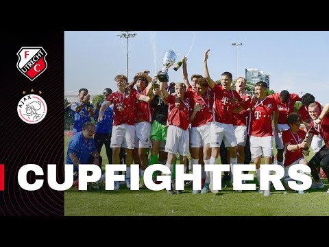 HIGHLIGHTS | FC Utrecht O17 verslaat Ajax O17 in KRANKZINNIG finale 🏆