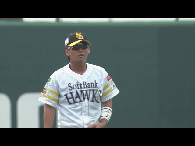 【ファーム】ホークス・仲田慶介がセンターへ抜けそうな打球をナイスキャッチ!!  2023年10月1日 福岡ソフトバンクホークス 対 中日ドラゴンズ