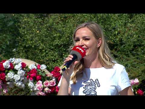 Jelena Gerbec & Narodni ansambl RTS pod upravom Siniše Vićentijevića - Tri poljupca hoću ja