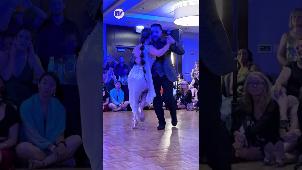 Hugo Patyn & Celina Routundo tango to “Merceditas” by Solo Tango Orquesta (3/11)