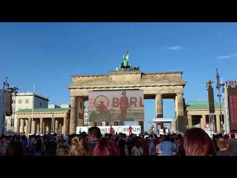 Cosmonautix - Dorogoj Dlinnoju LIVE @ Fanmeile Berlin 2018