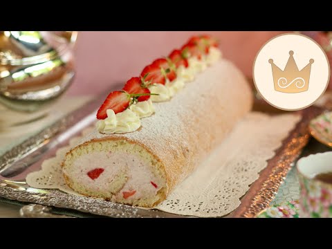 🍓BASIC RECIPE! 🍓 BAKE A CLASSIC SWISS ROLL WITH STRAWBERRY CREAM! 🍓 RECIPE FROM SUGARPRINCESS 🍓