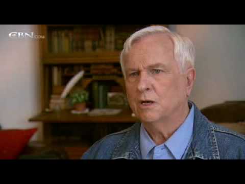 Josh McDowell and The Evidence of Christ - CBN.com