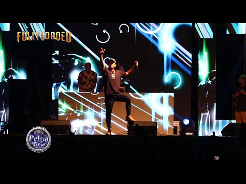 Mighty Crown from Japan fire the big guns clashing with sounds and DJ AT fully loaded