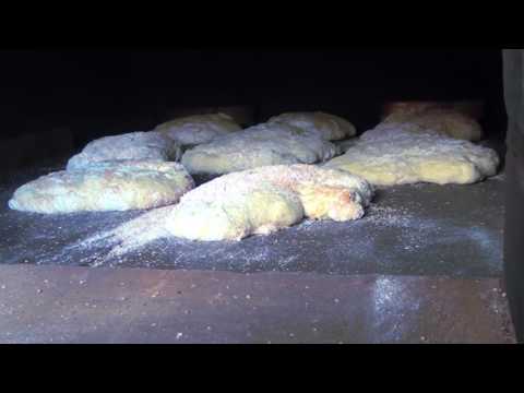 Brotbacken auf der Seealm Hög.