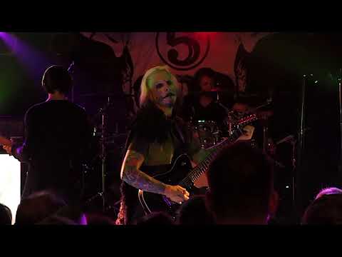 john5 (Behind the nut love) 2018