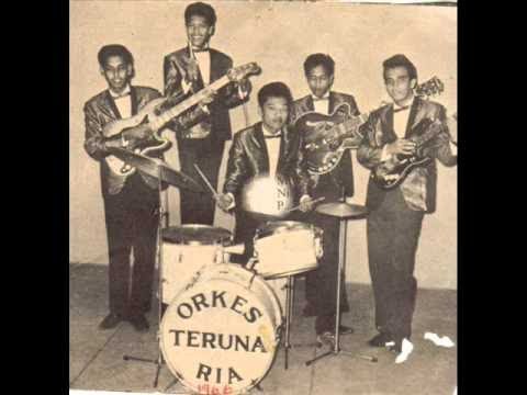 joget hitam manis/mengapa dirindu/kudaku lari - c man & jb band