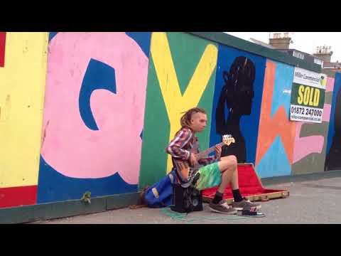 Jonny Dr Funk in Newquay 2 2 30 06 2013 SLAP BASS SOLO