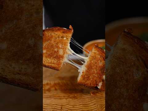 Roasted Tomato Soup and Grilled Cheese