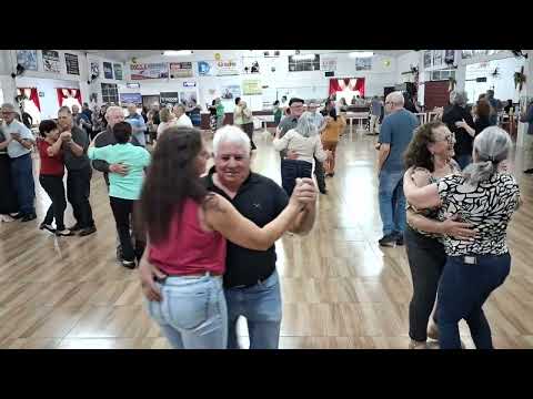 Matinê de quinta feira no clube do Centro em São Jorge do Oeste Paraná(com marcos e margarida)