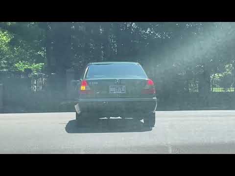 1995 Mercedes-Benz C220 Driving & Walk Around