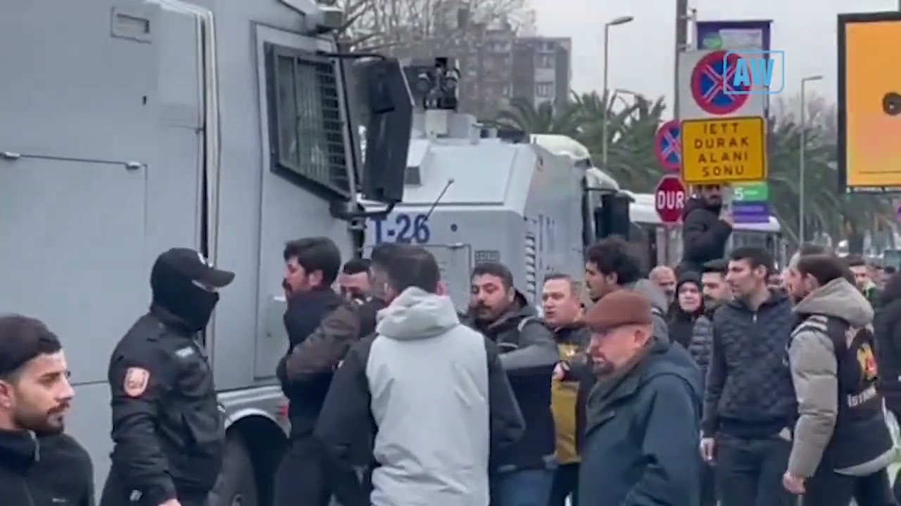 Li Stenbolê êrişa polîsan û berxwedana gel didome