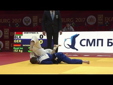 women judo sankaku 36