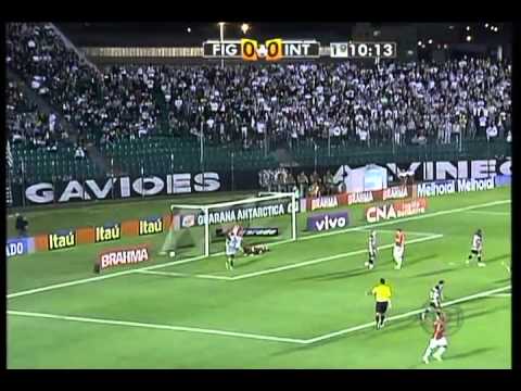 Rodrigo Moledo - Zagueiro