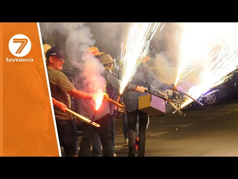 CIUDADANOS rompe con VALLS por apoyar a COLAU| Pactos electorales