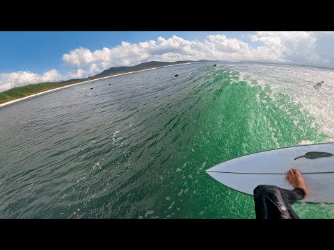SURFING A FAMOUS AUSTRALIAN POINT BREAK! (RAW POV)