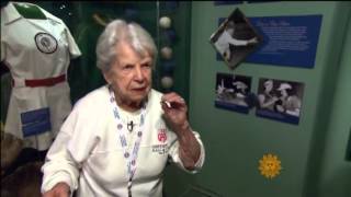 Diamond Girls   All American Girls Professional Baseball League   CBS Sunday Morning   10 7 12