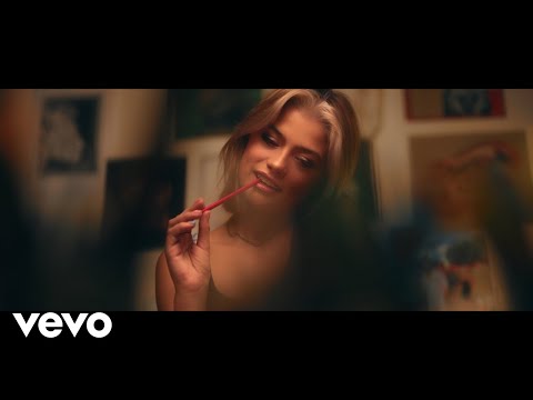 Tamlyn Wessels - Mooier As Mens (Official Music Video)