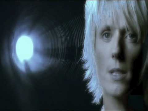 Sarah Bettens - Daddy's Gun