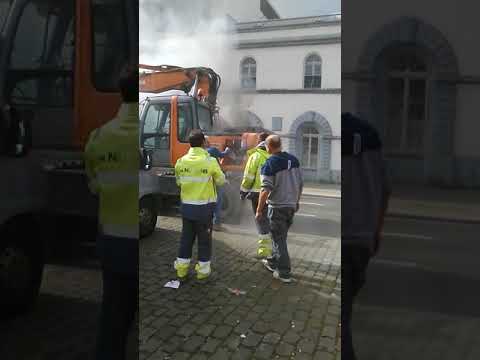 Grue qui prend feu boulevard du midi(bxl)
