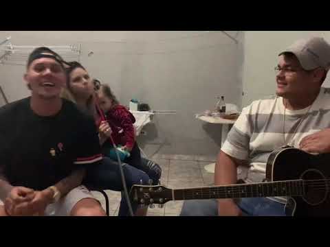 RESENHA NA CASA DO DN / ELE SE EMOCIONOU