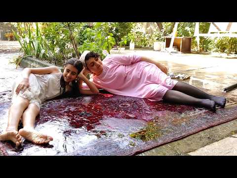 The daily life of a beautiful village girl preparing natural grape vinegar.#everyday#girls#cooking