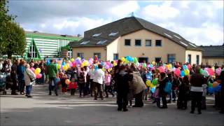 preview picture of video 'Lâcher de ballons Epouville école élémentaire J.boulard 2012'