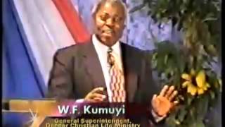 Pastor Kumuyi testifies of man healed of blood poisoning.wmv