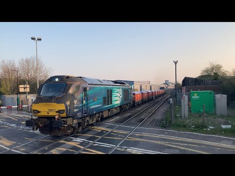 “RARE” DRS Class 68 017+016 in Southampton