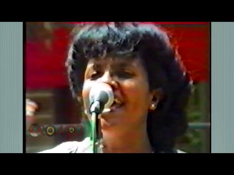 Ilfinesh Qannoo - LIVE 1992 @ Gullele, Finfinne (Oromo Music)