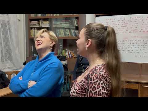 La repetiții - Nicoleta Voica și Roxana Goia