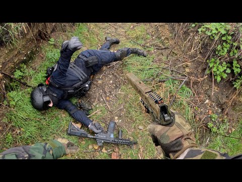 Stealth Sniper Made Them SCREAM With This 🔫  (Ghillie Suit Airsoft)
