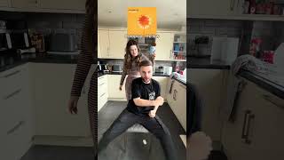 Download lagu Finish the lyrics challenge with family mp3